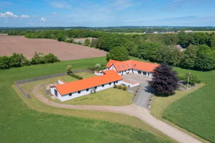 Lovely Room, Easy Access To E45 Highway Rask Molle Exterior photo